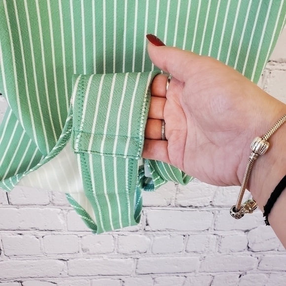 Bcbgeneration Square Neck Bodysuit sz. XS NWT - Picture 7 of 9